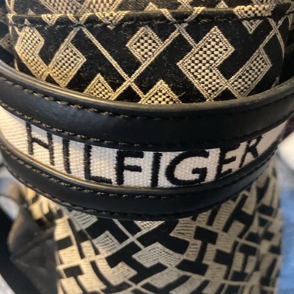 Tommy Hilfiger Backpack - Picture 4 of 7